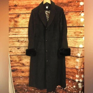 VENUS Black Coat size 20
Faux Fur A-Line Glam Coat